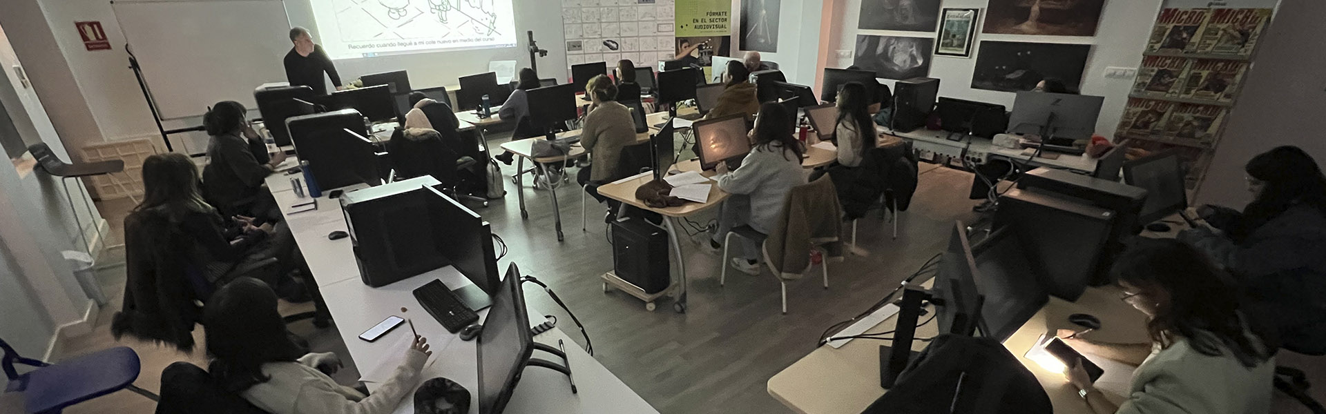 Formación en The Glow Animation